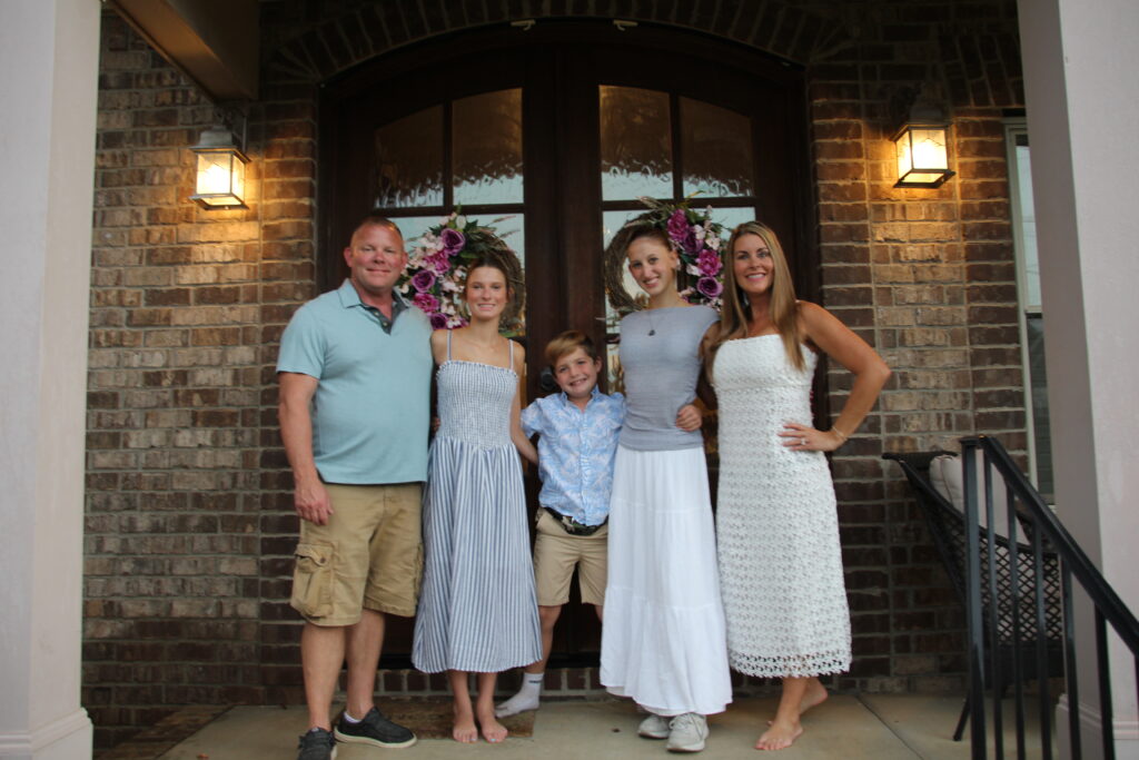 AYA September Student of the month Maya from Germany hosted in Tennessee