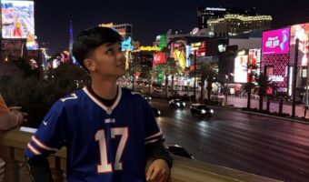 AYA Exchange Student Arfa from Indonesia hosted in Texas, USA - Visit to Las Vegas