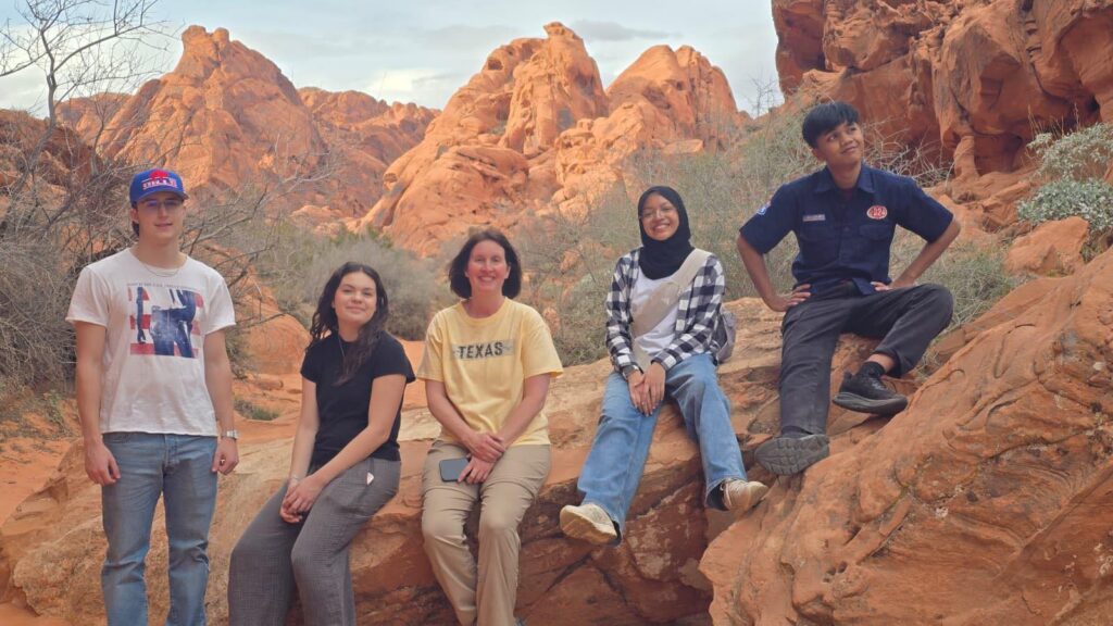 AYA Exchange Student Arfa from Indonesia hosted in Texas, USA with LC and other exchange students