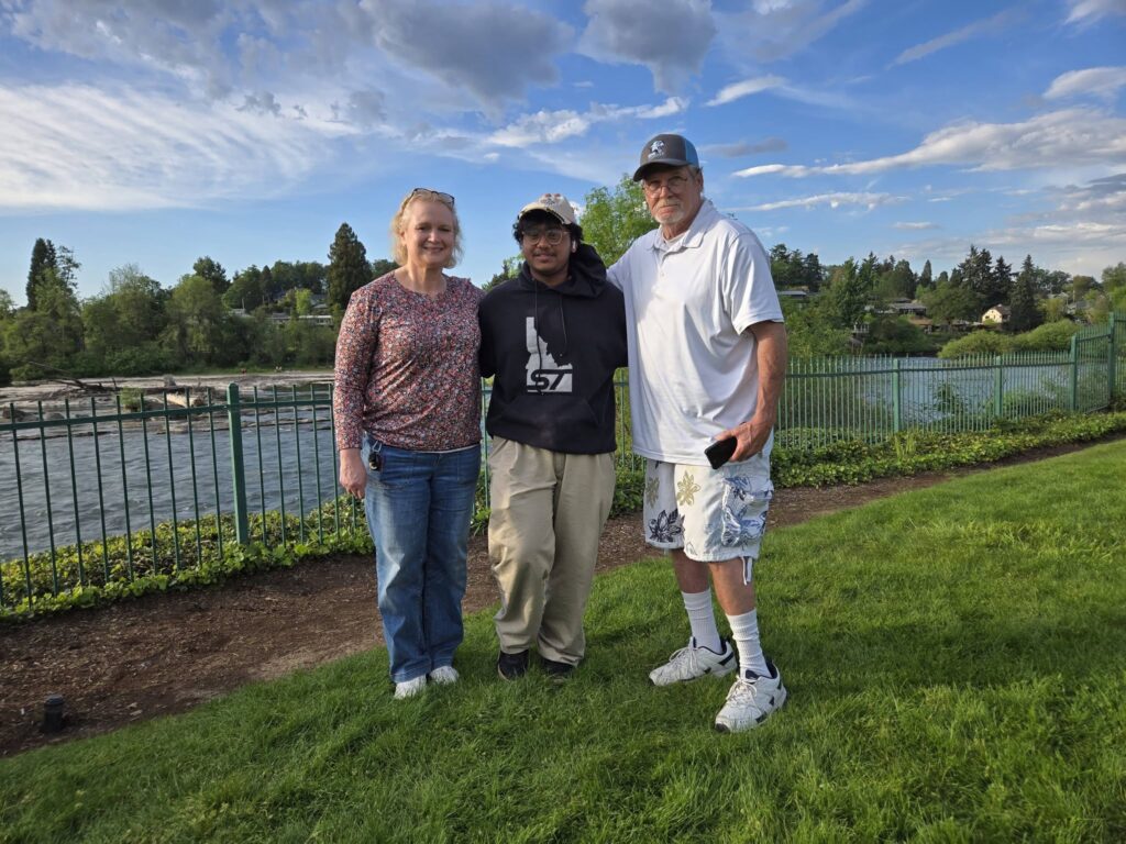 exchange student from Bangladesh with host family in oregon